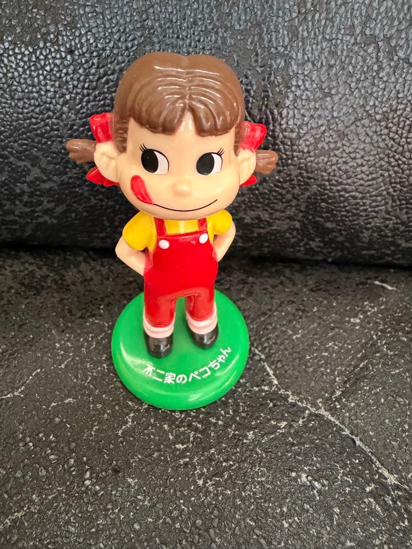 不二家 ペコちゃん フィギュア 35体 大量まとめ売り コレクションケース付