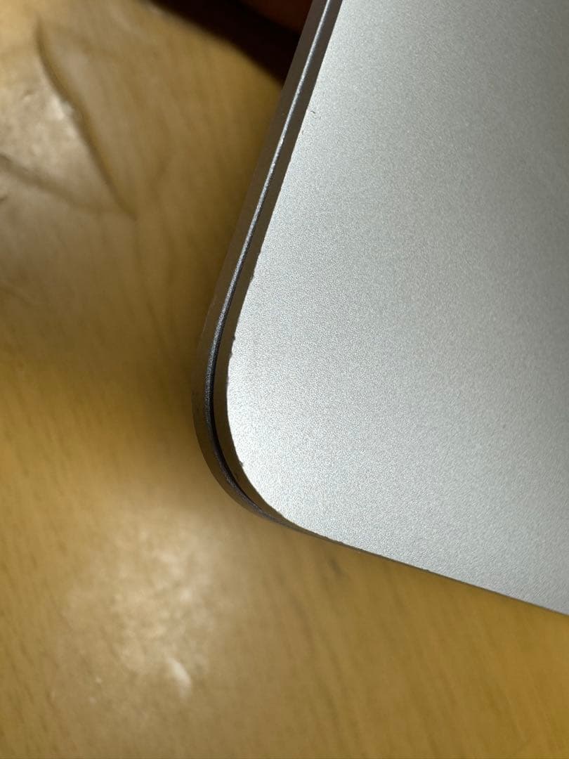 Macbook Air 2019 シルバー 8GB