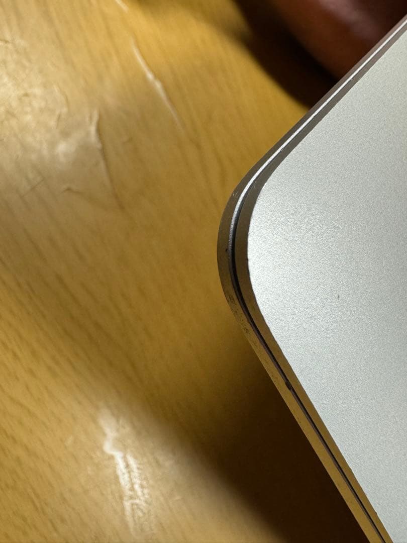 Macbook Air 2019 シルバー 8GB