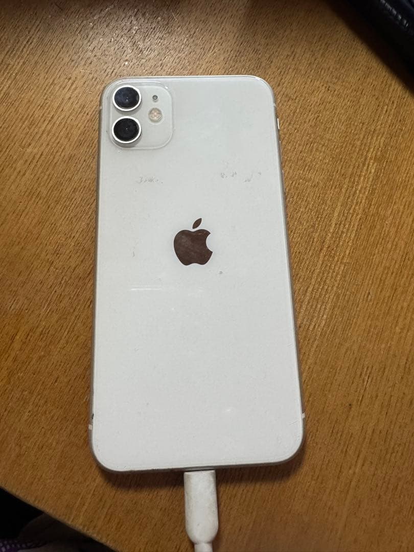【少しジャンク品】Apple iPhone 11 ホワイト 本体 256GB