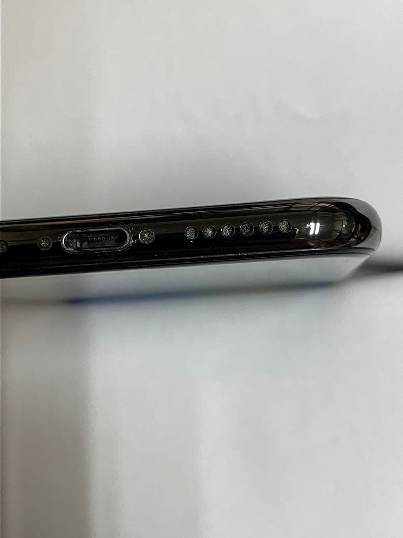 iPhone X 64GB本体