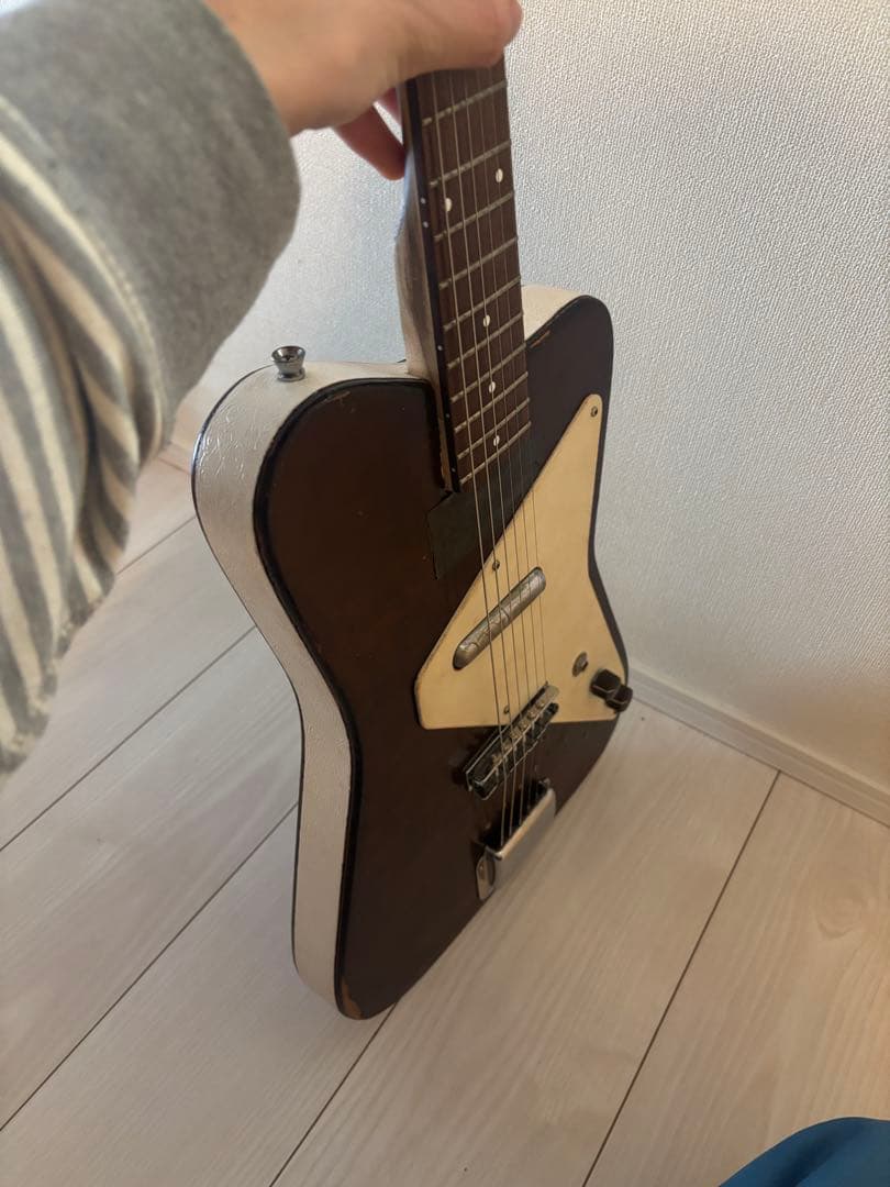 Danelectro Dano Pro 復刻 改造品 / ビザールギター