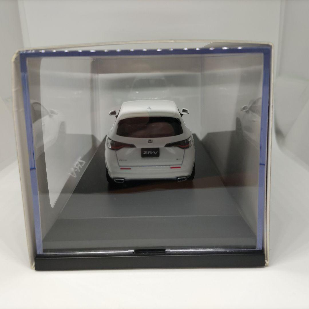 【美品】1/43ミニカー ホンダ ZR-V e:HEV プラチナホワイトパール