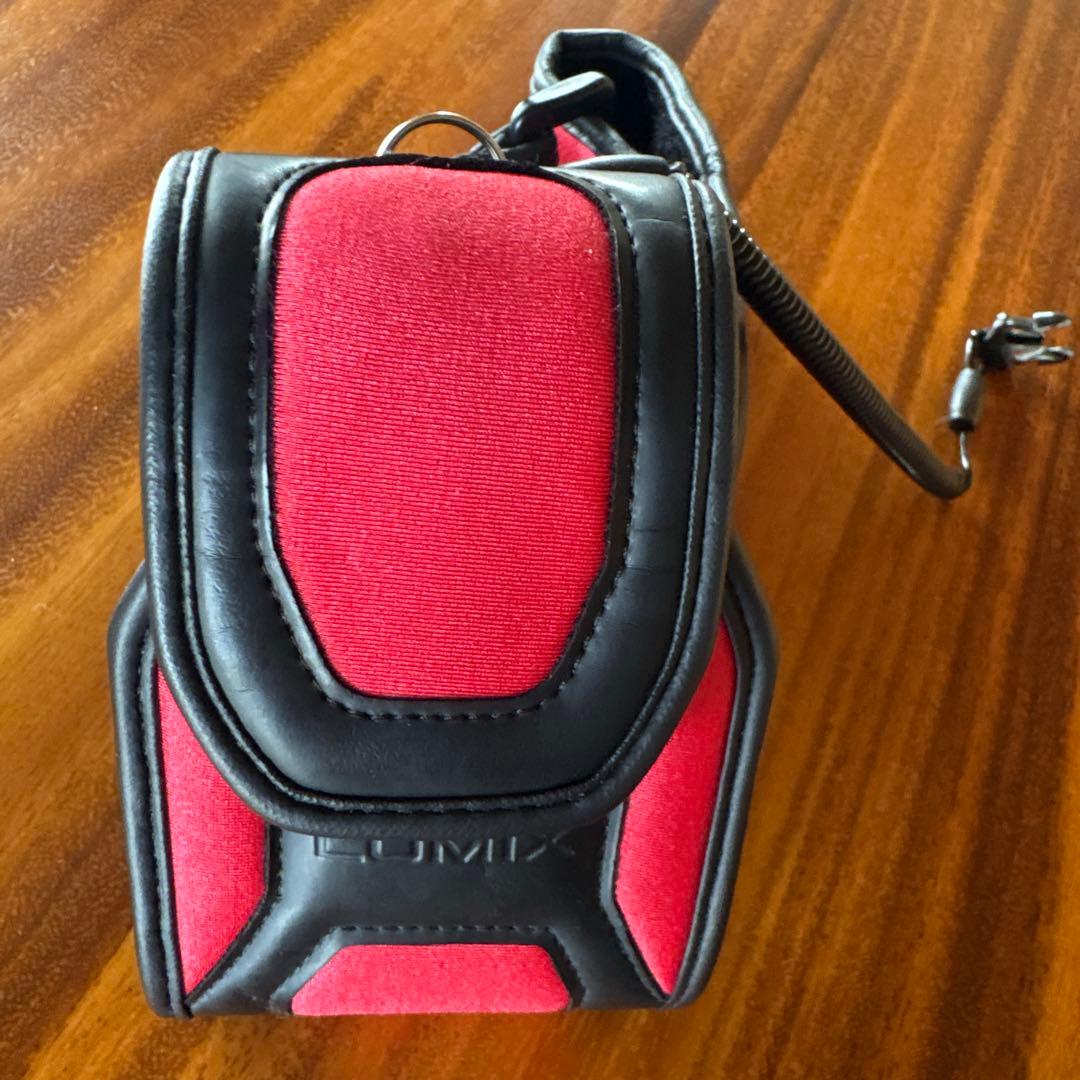 Panasonic DMC-FT4 水中撮影可　水深40m対応ケース　他