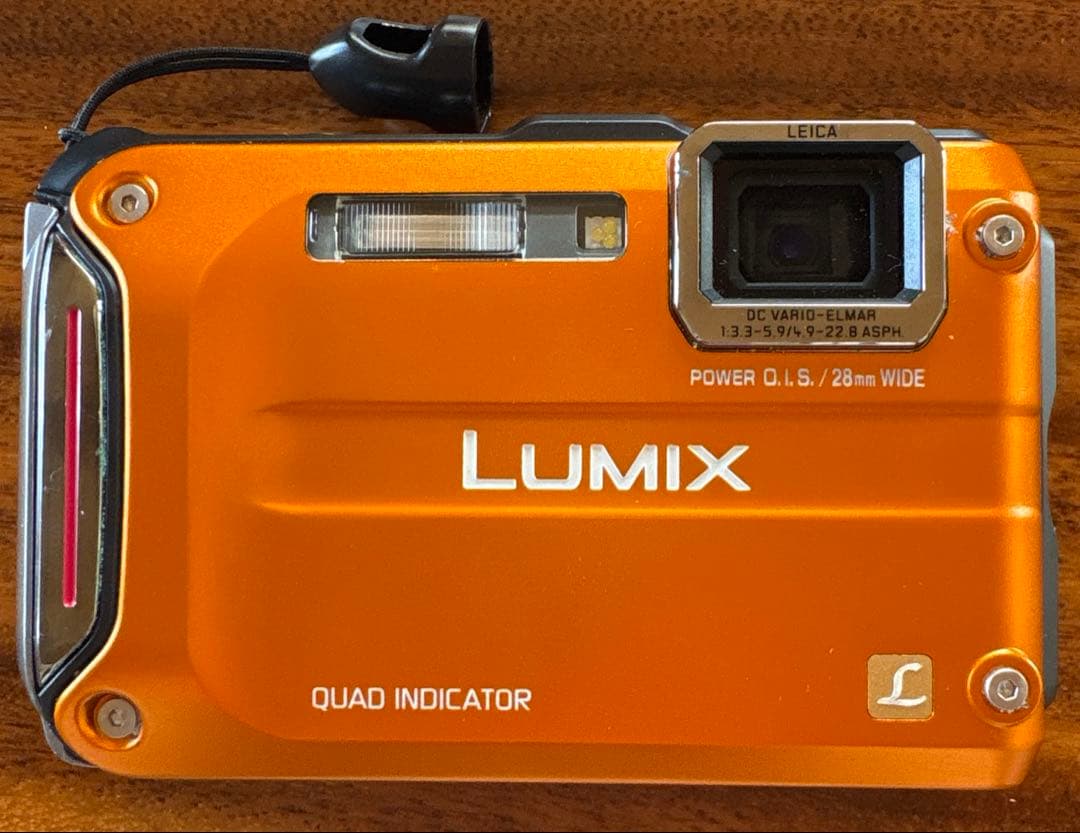 Panasonic DMC-FT4 水中撮影可　水深40m対応ケース　他