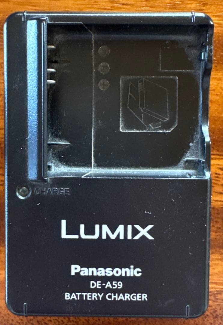 Panasonic DMC-FT4 水中撮影可　水深40m対応ケース　他