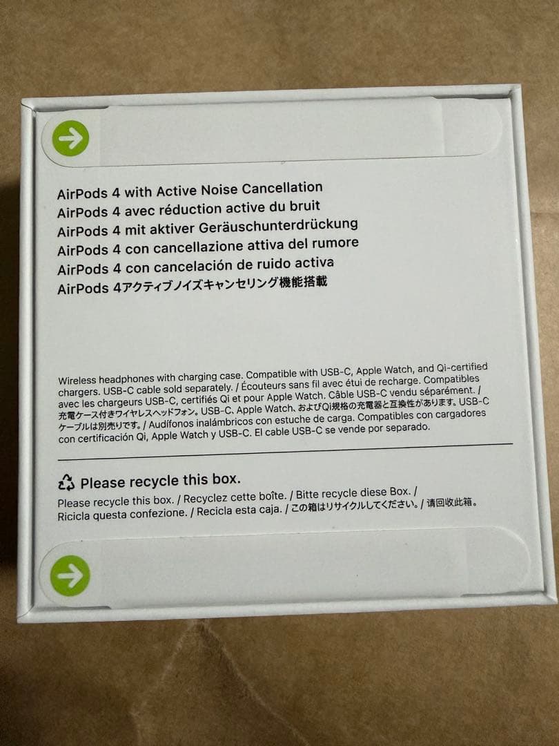 メロンパンAirPods 4新品未開封　アクティブノイズキャンセリング搭載