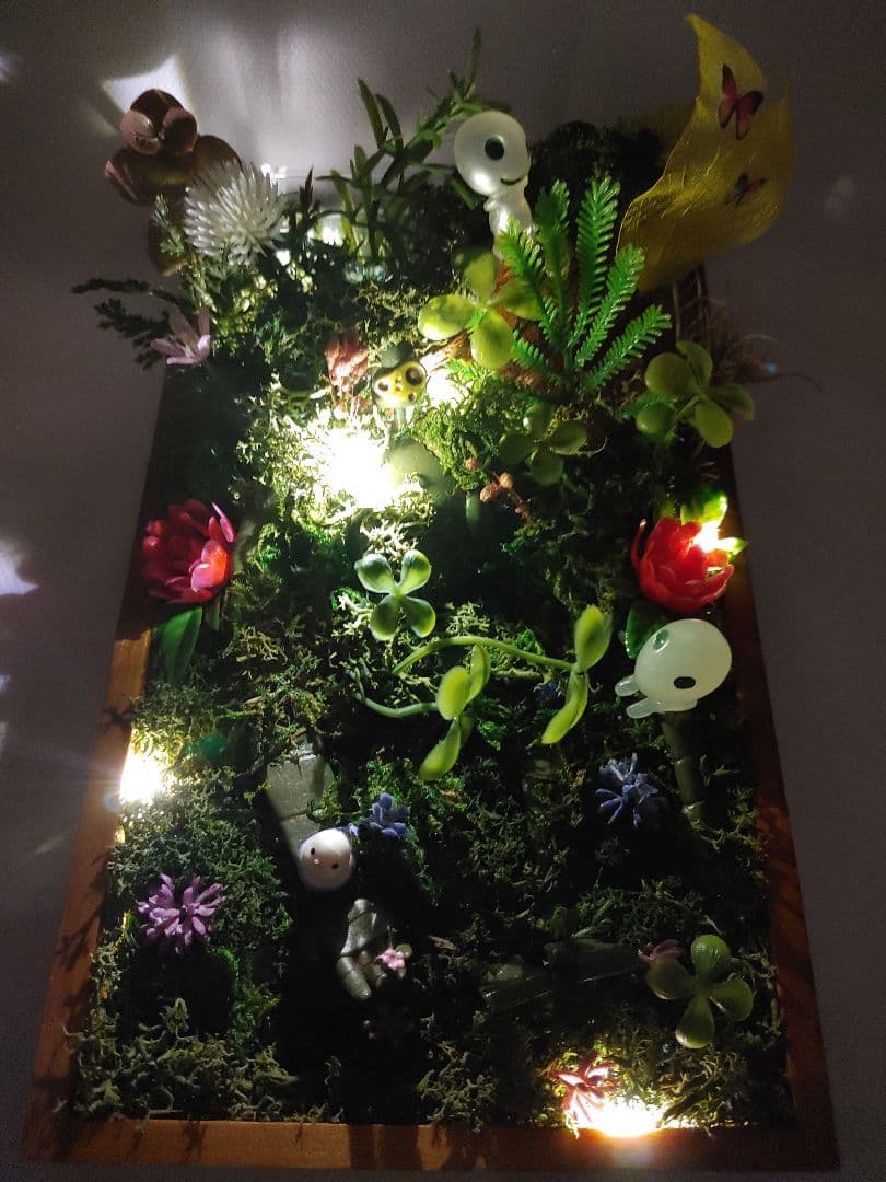 ロボット兵とコダマと自然 置物