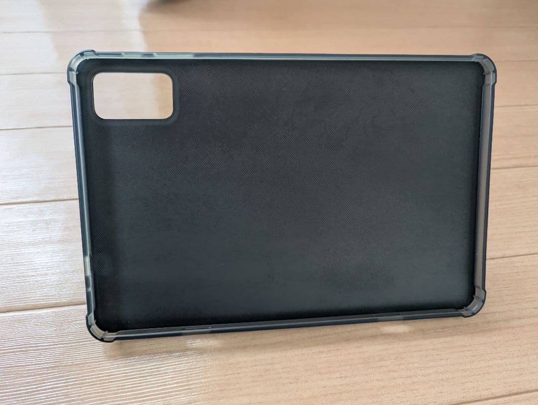 PHILIPS Tablet 7000 Series 本体　ケース付き