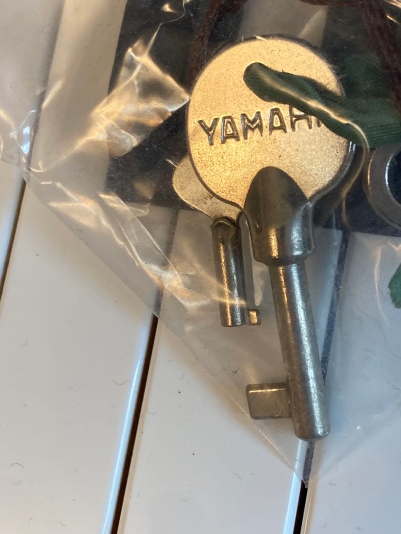 ヤマハ UX1 アップライトピアノ