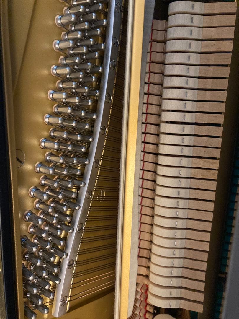 ヤマハ UX1 アップライトピアノ