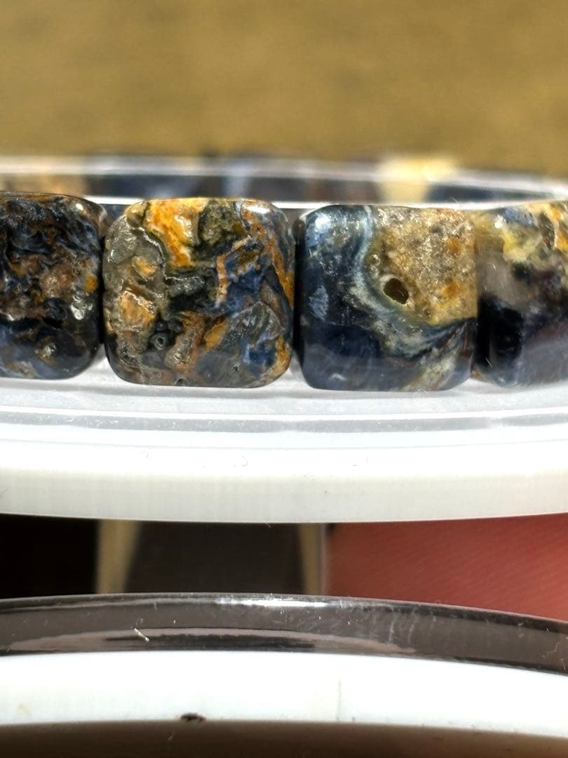 【新入荷】ブルーピーターサイトバングル縦10.6×10.4 （新品未使用）訳あり