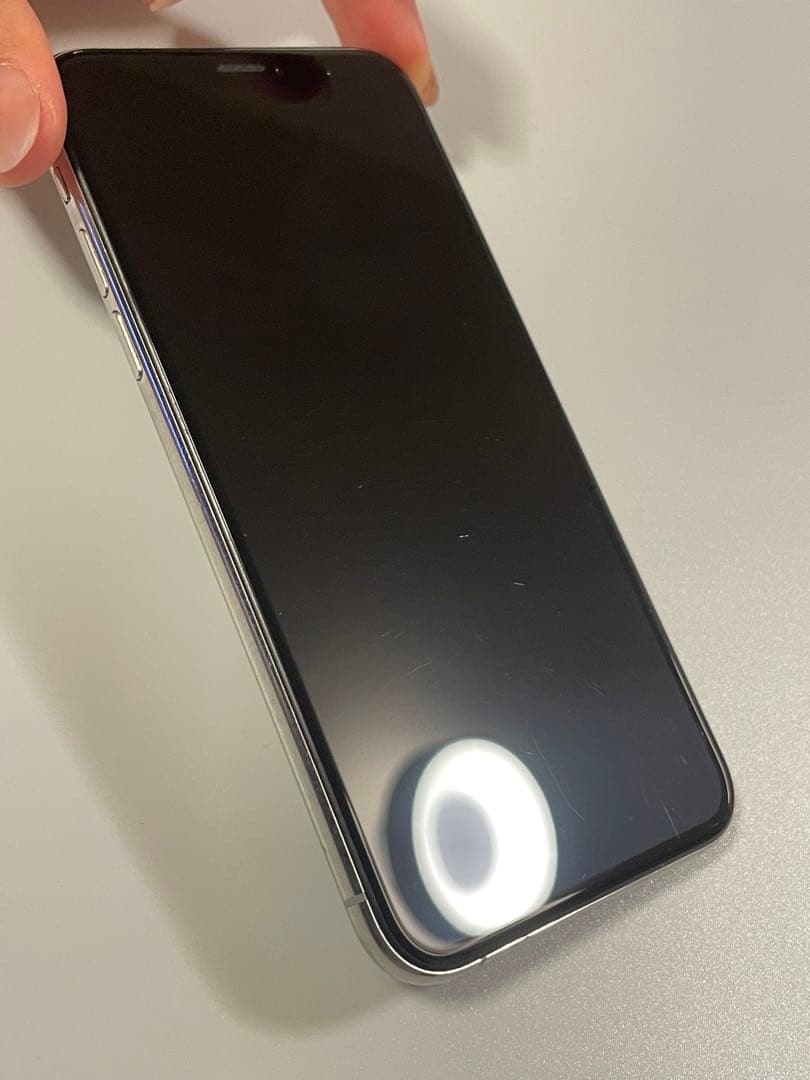 Apple iPhone XSシルバー 本体
