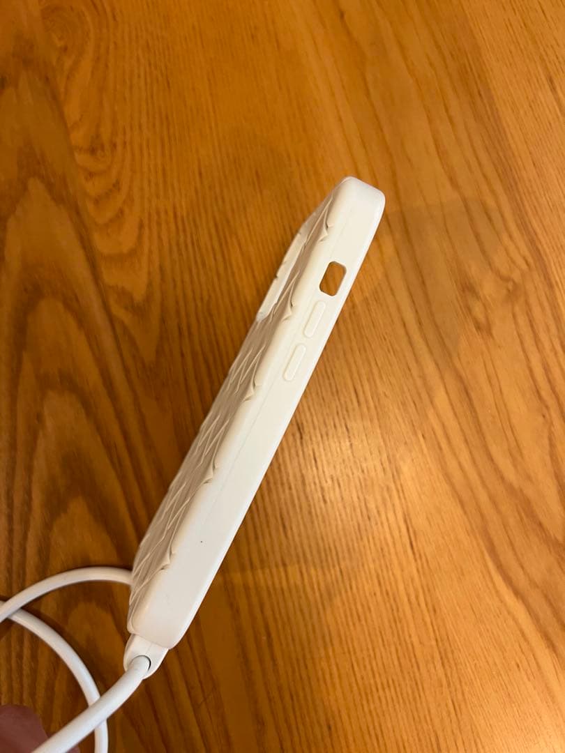 ボッテガ　iPhoneケース　13pro