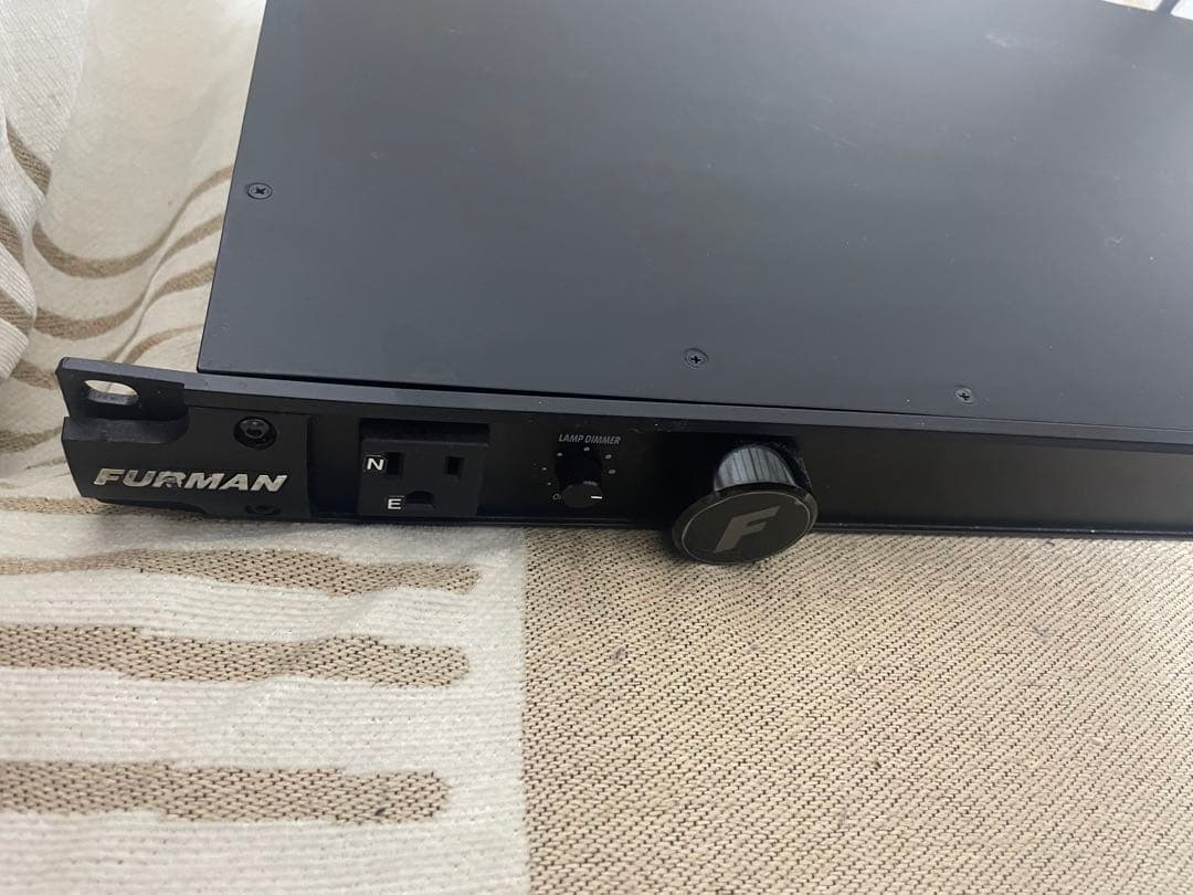 FURMAN PL-8C 1Uラックマウント電源タップ