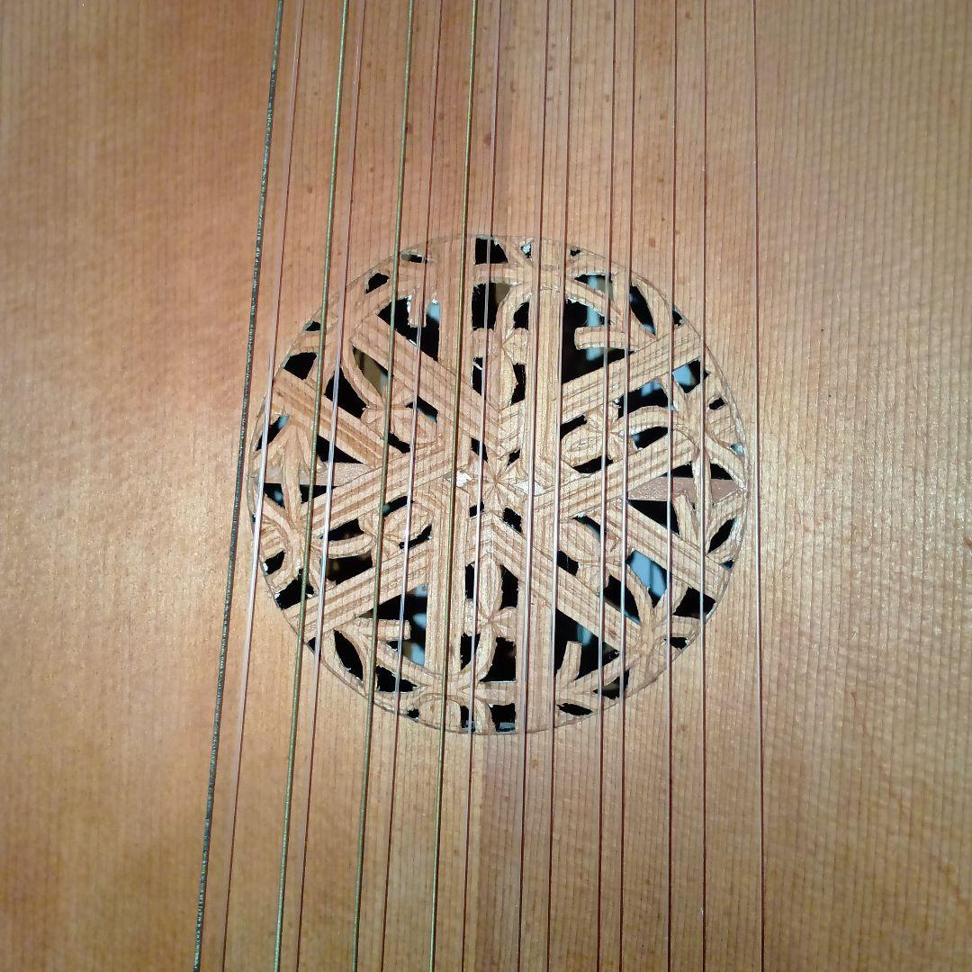 日本人による手作りリュート「8コース（15弦）」玉川上水【ロバハウス】にて購入