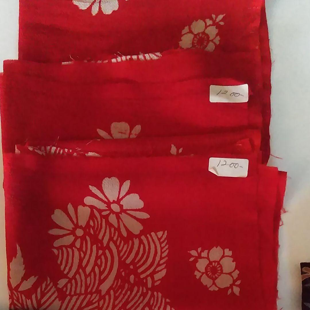 日本人形製作用の端切れ