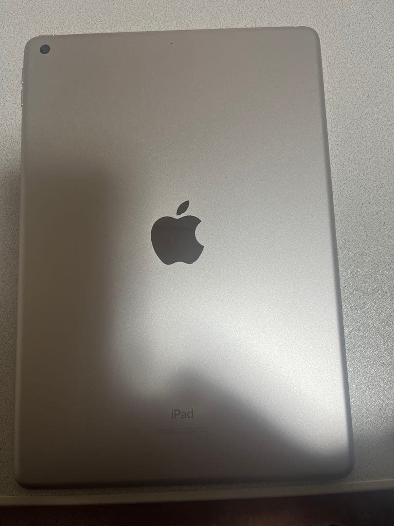 iPad本体 Apple iPad