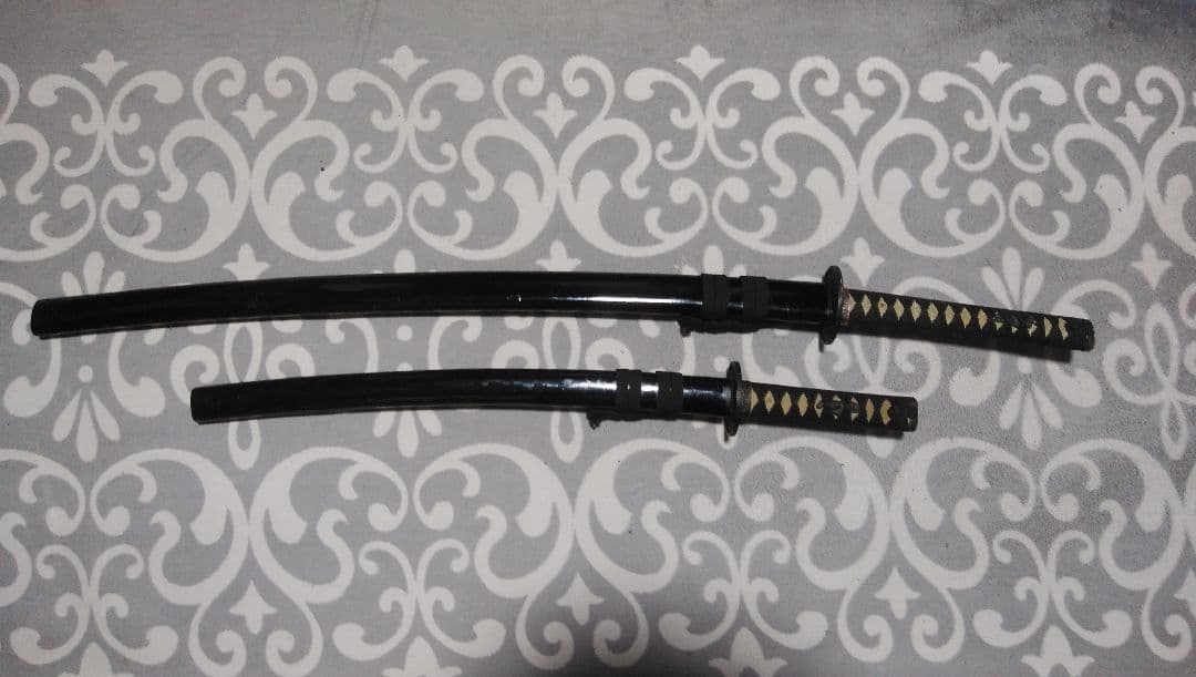 日本刀 大刀と小刀のセット模造刀(装飾品)