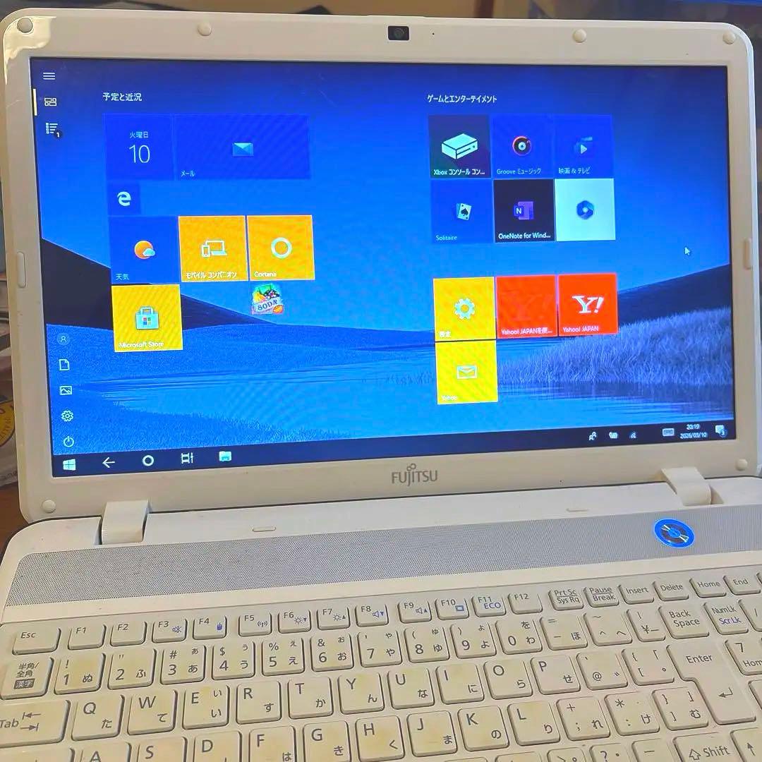 Fujitsu ノートPC Windows 7 AMD E2