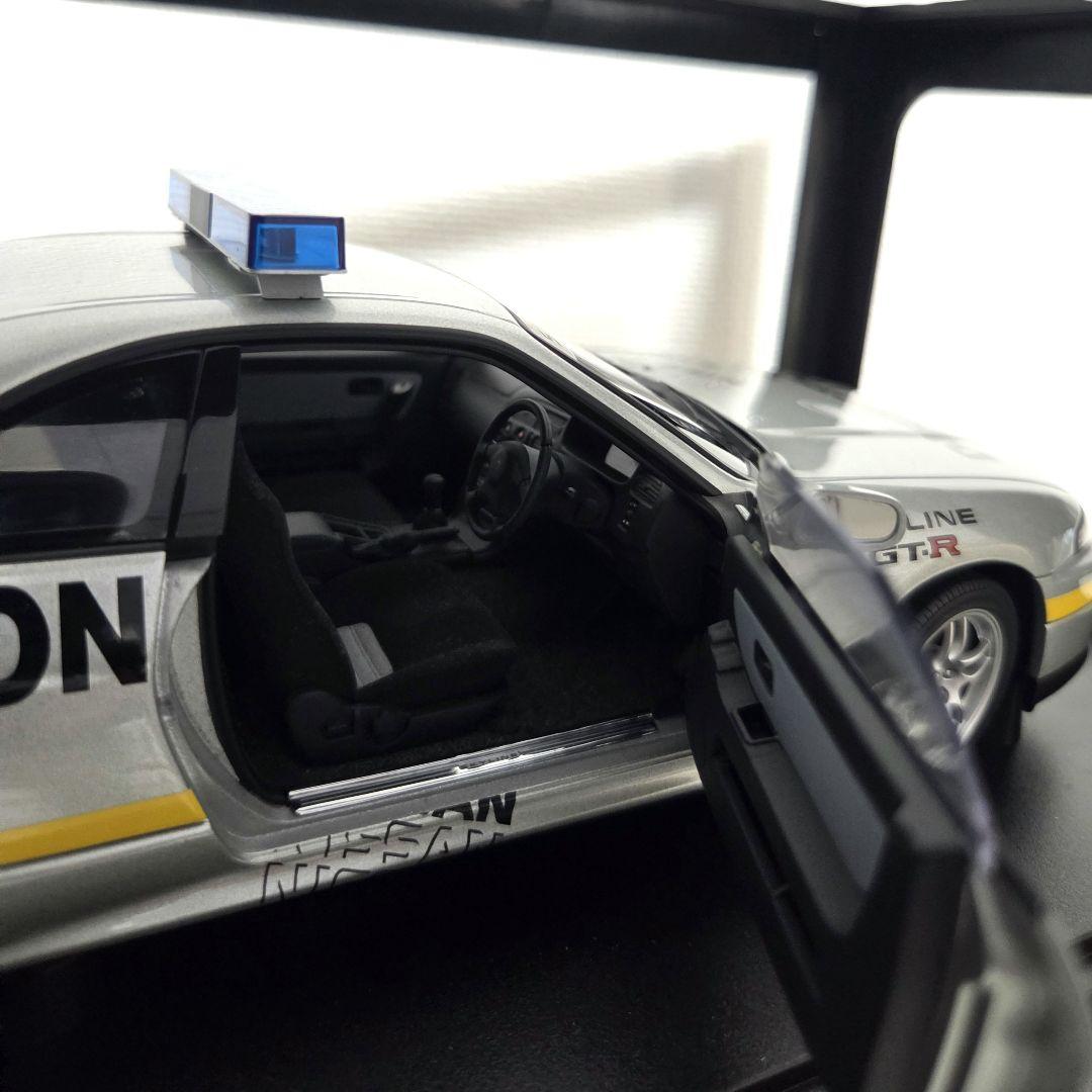 オートアート　リミテッドエディション　スカイライン　GTR R33 1/18