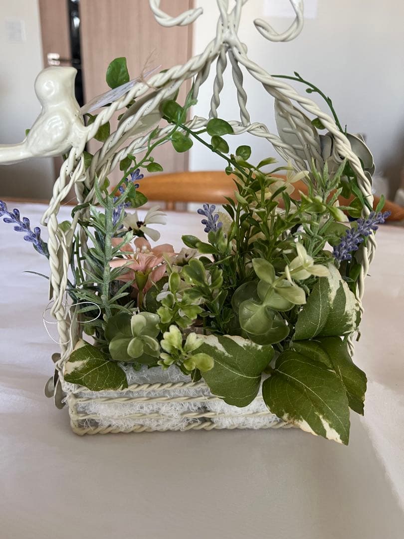 ハンドメイドアーティフィシャルフラワー　スプリング鳥籠アレンジ46