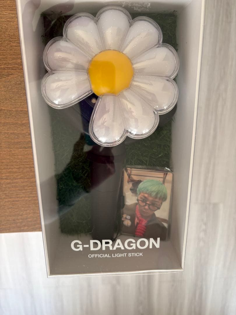 G-DRAGON 公式ペンライト デイジー型