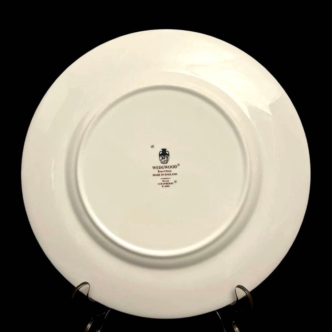 [美品♪]WEDGEWOOD ワイルドストロベリー 27cm プレート　黒壺