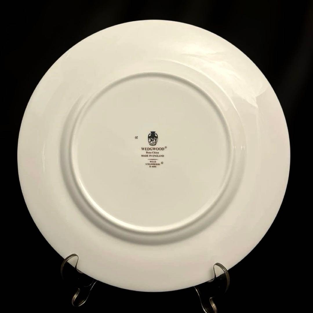[美品♪]WEDGEWOOD ワイルドストロベリー 27cm プレート　黒壺