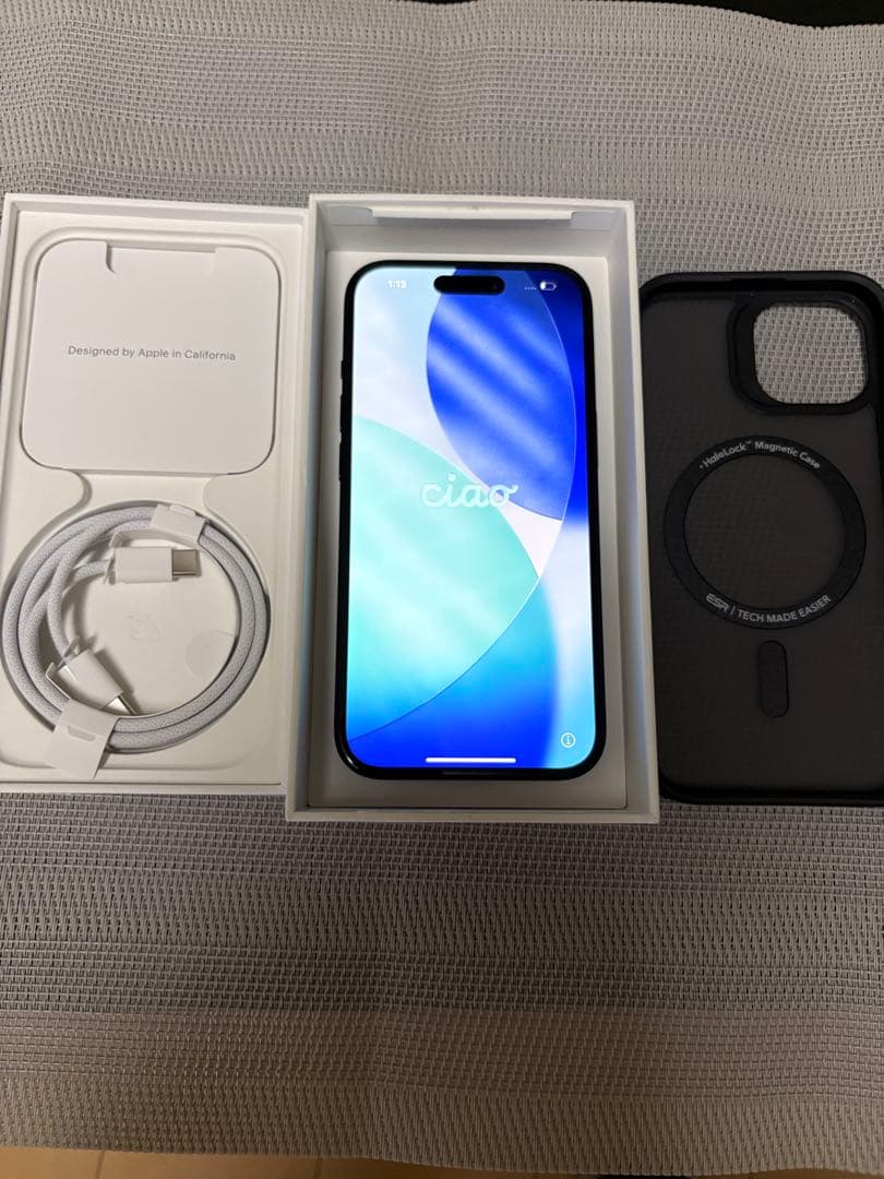 【バッテリー97%】iPhone15 128GB SIMフリー 黒 ＋ ケース