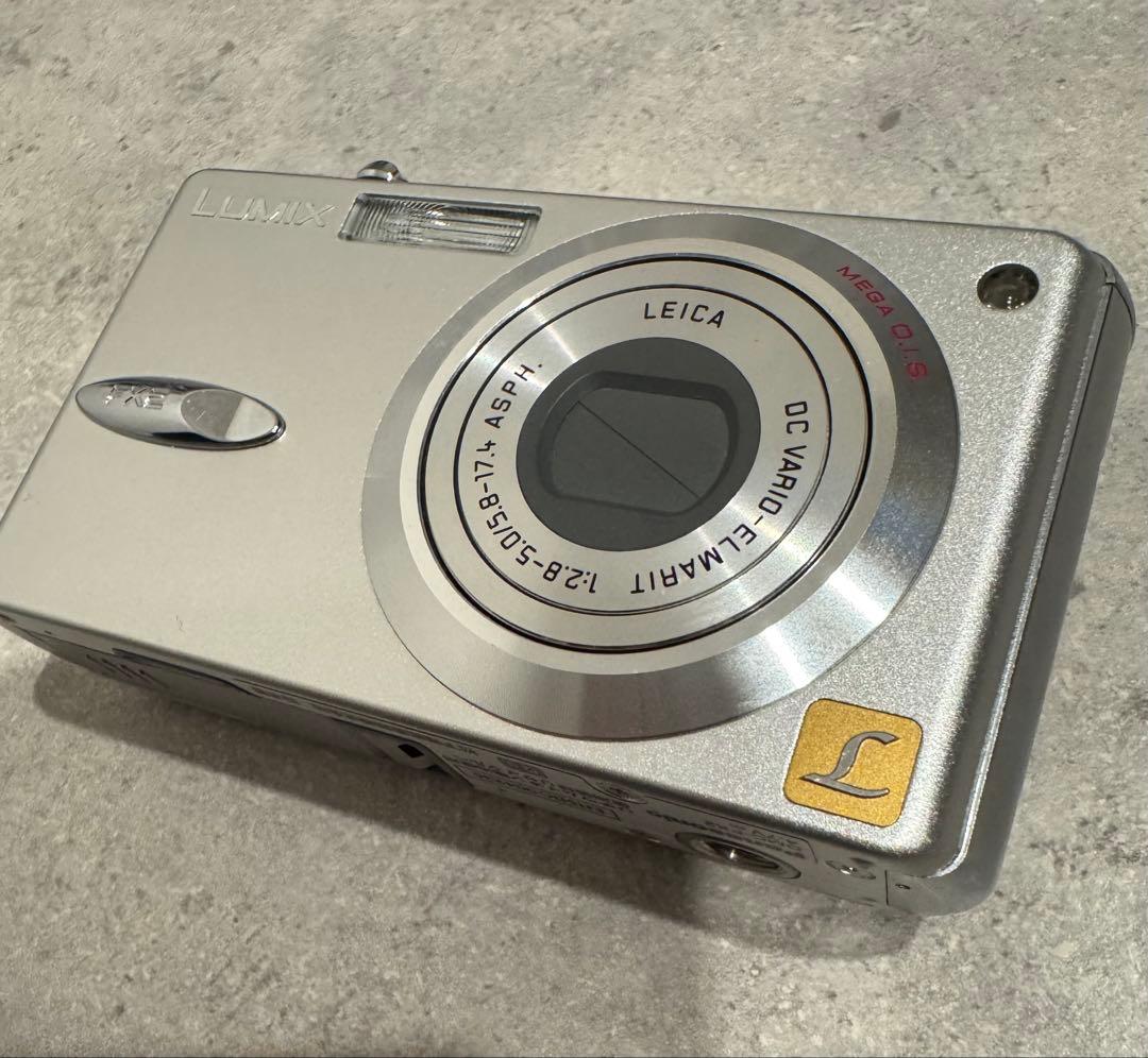 美品＊Panasonic LUMIX DMC-FX2