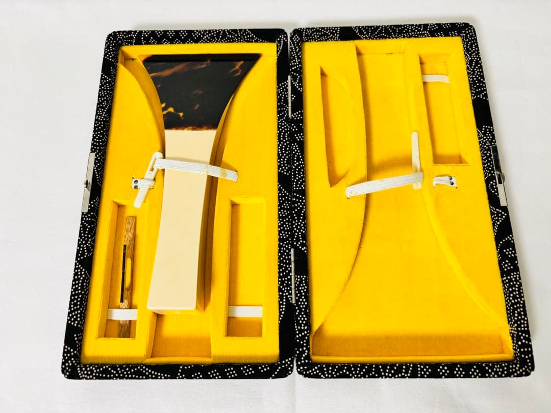 津軽三味線　太棹　紅木　綾杉胴