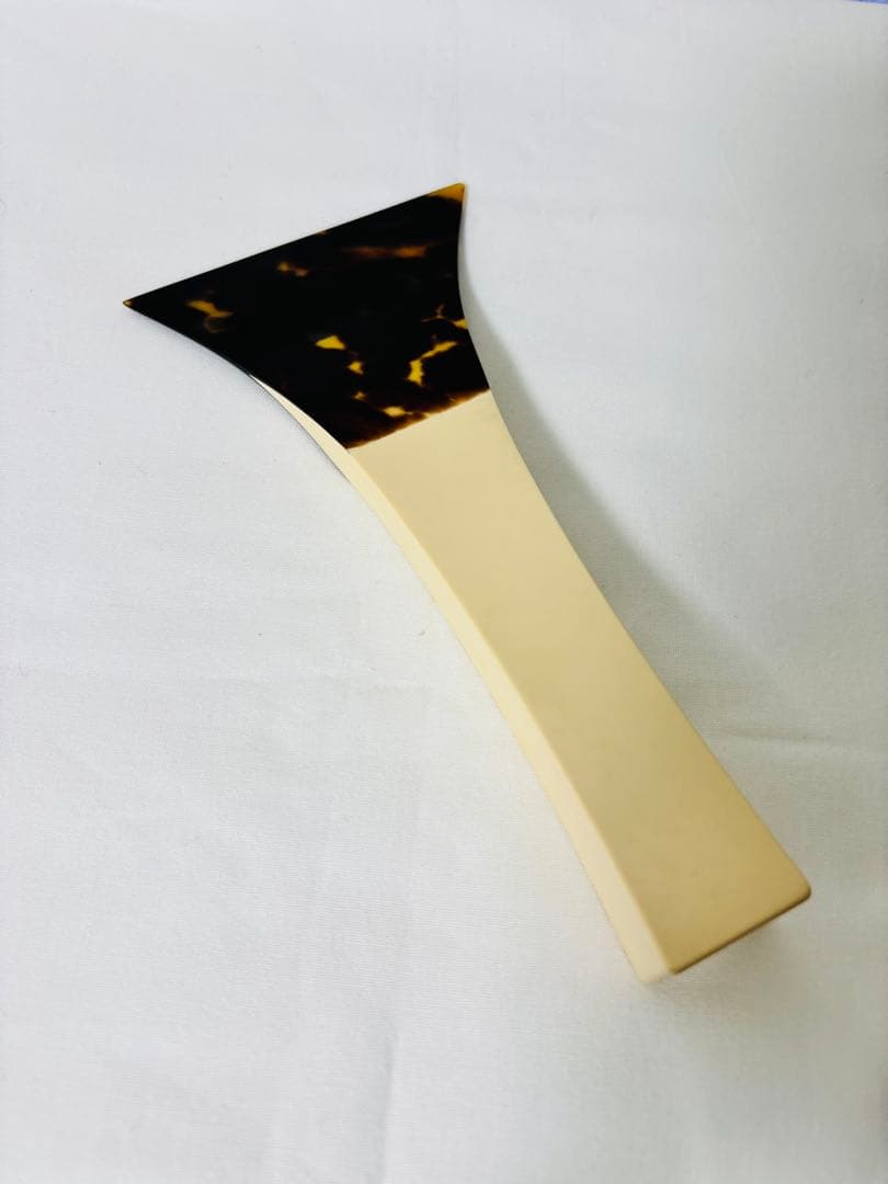 津軽三味線　太棹　紅木　綾杉胴