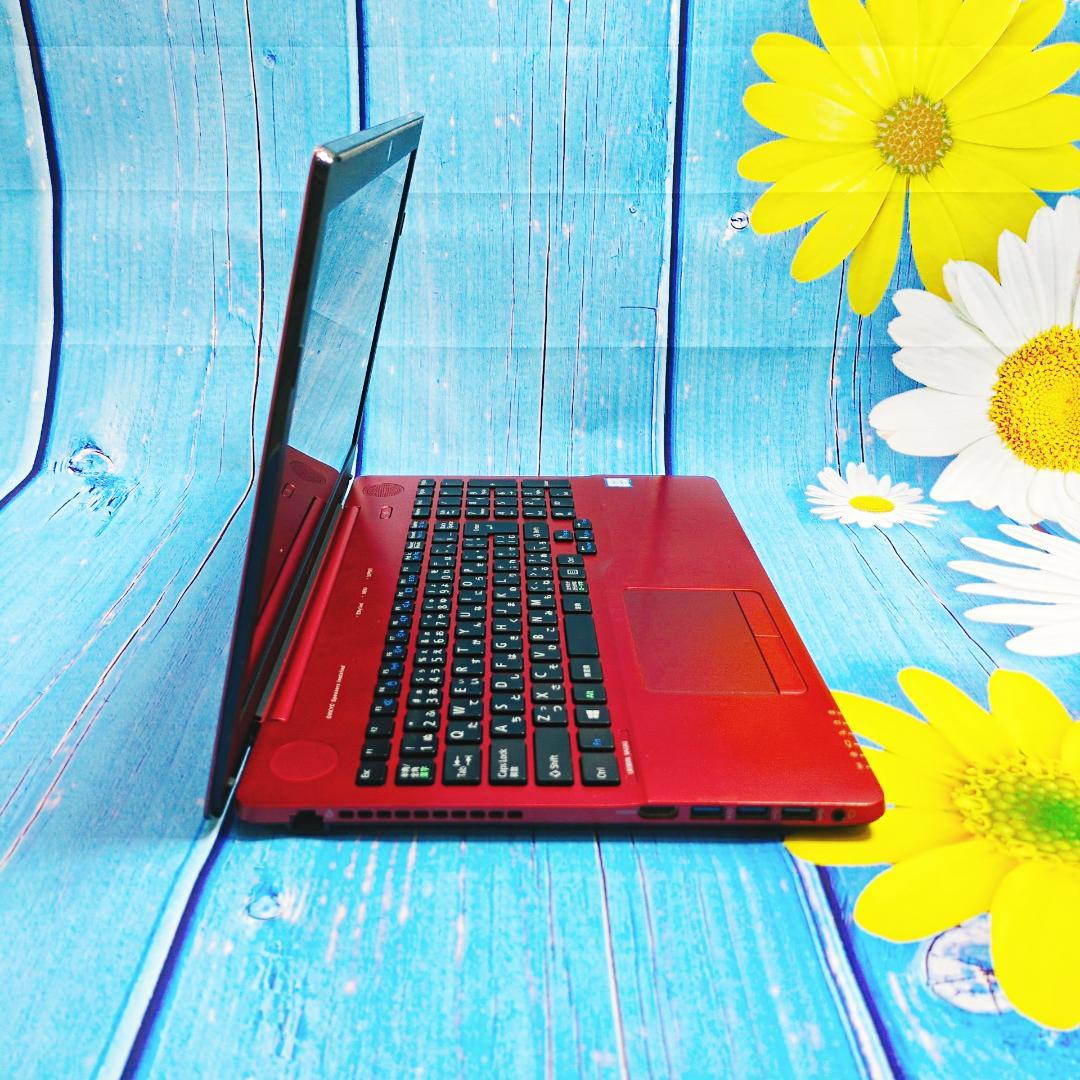 副業や在宅ワークに✨爆速SSD✨最新Win11✨カメラ付薄型ノートパソコン