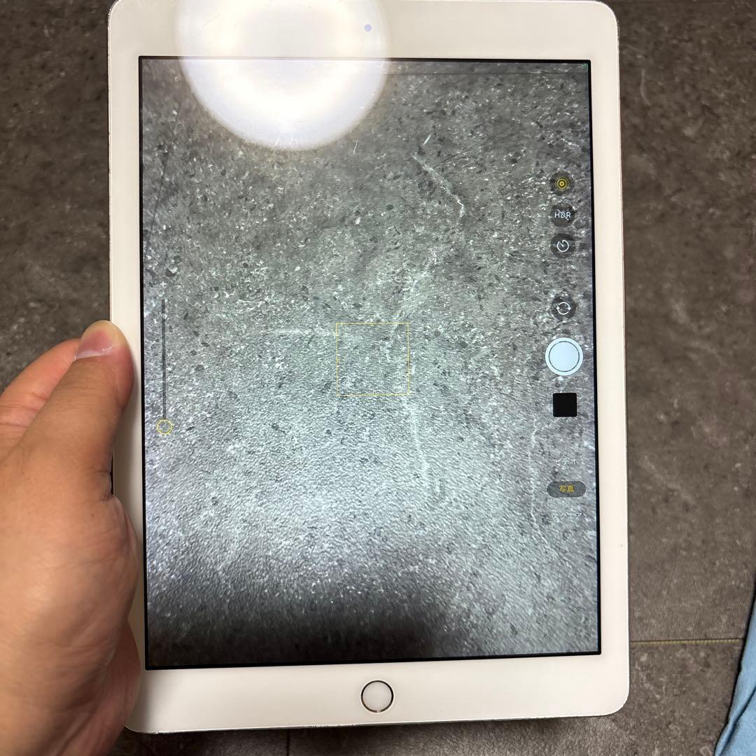Apple iPad 第6世代 WiFi 32GB ゴールド