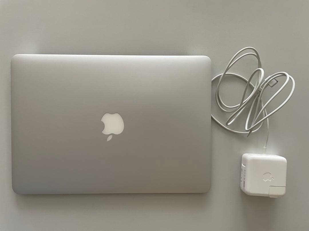 MacbookAir Early 2014 Core-i5 4GB 美品