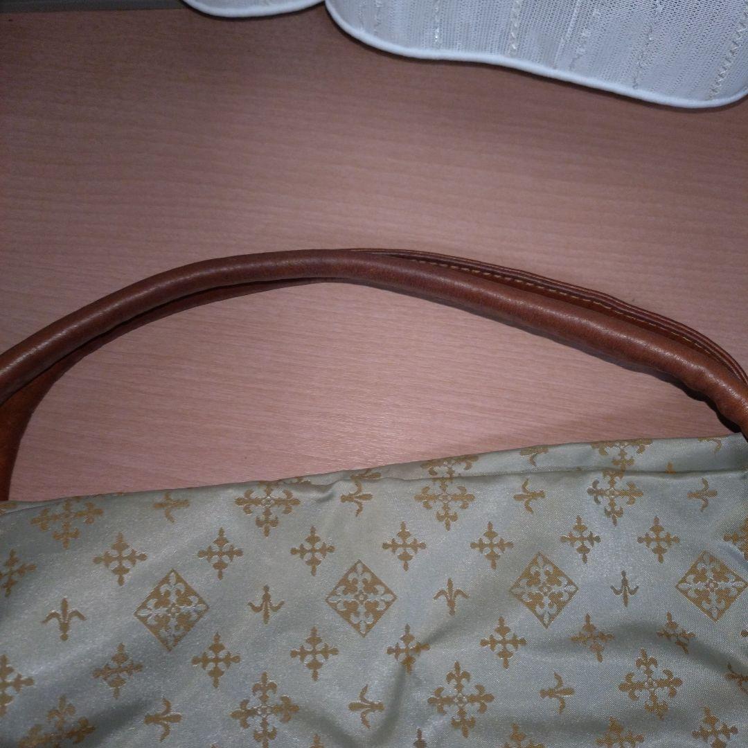 ラシット　ショルダーバッグ　モノグラム　保存袋付き