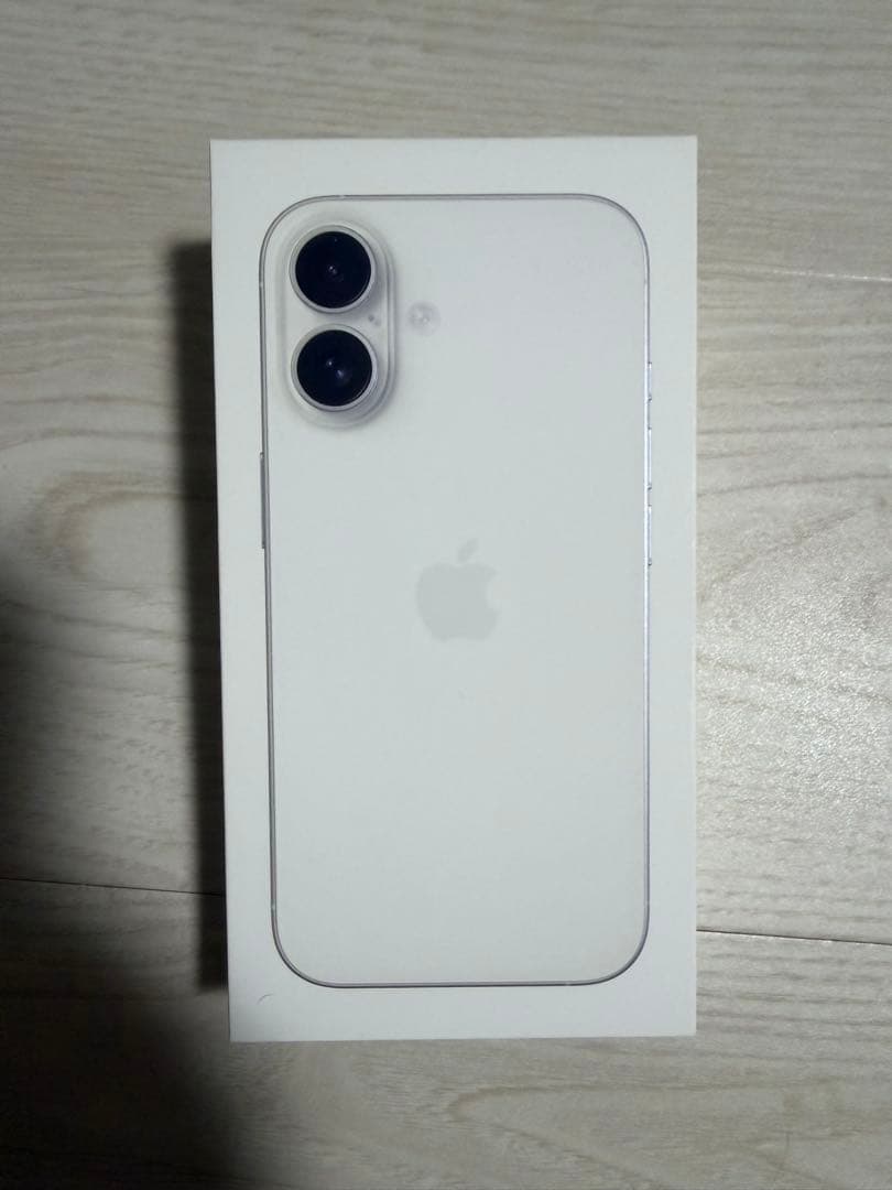 iPhone16 512GB ホワイト　SIMフリー