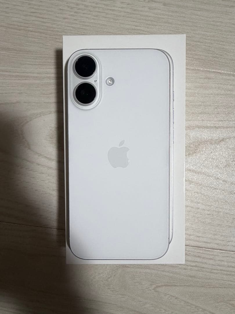 iPhone16 512GB ホワイト　SIMフリー