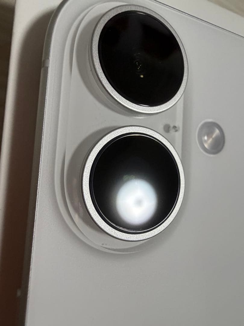 iPhone16 512GB ホワイト　SIMフリー