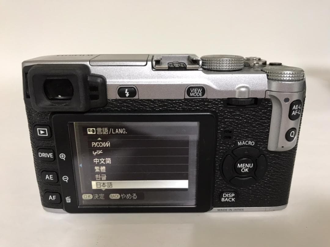 FUJIFILM X-E1 シルバー ミラーレスデジタルカメラ ボディ 訳あり