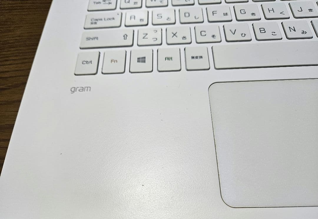 LG gram 14Z980-GA55J メモリー:16GB 重量:約995g