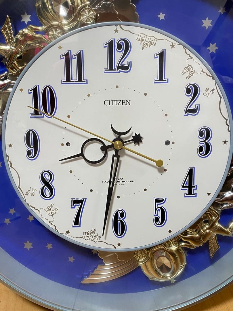 CITIZEN 電波掛け時計 メロディ6曲 揺れる飾り 38cm