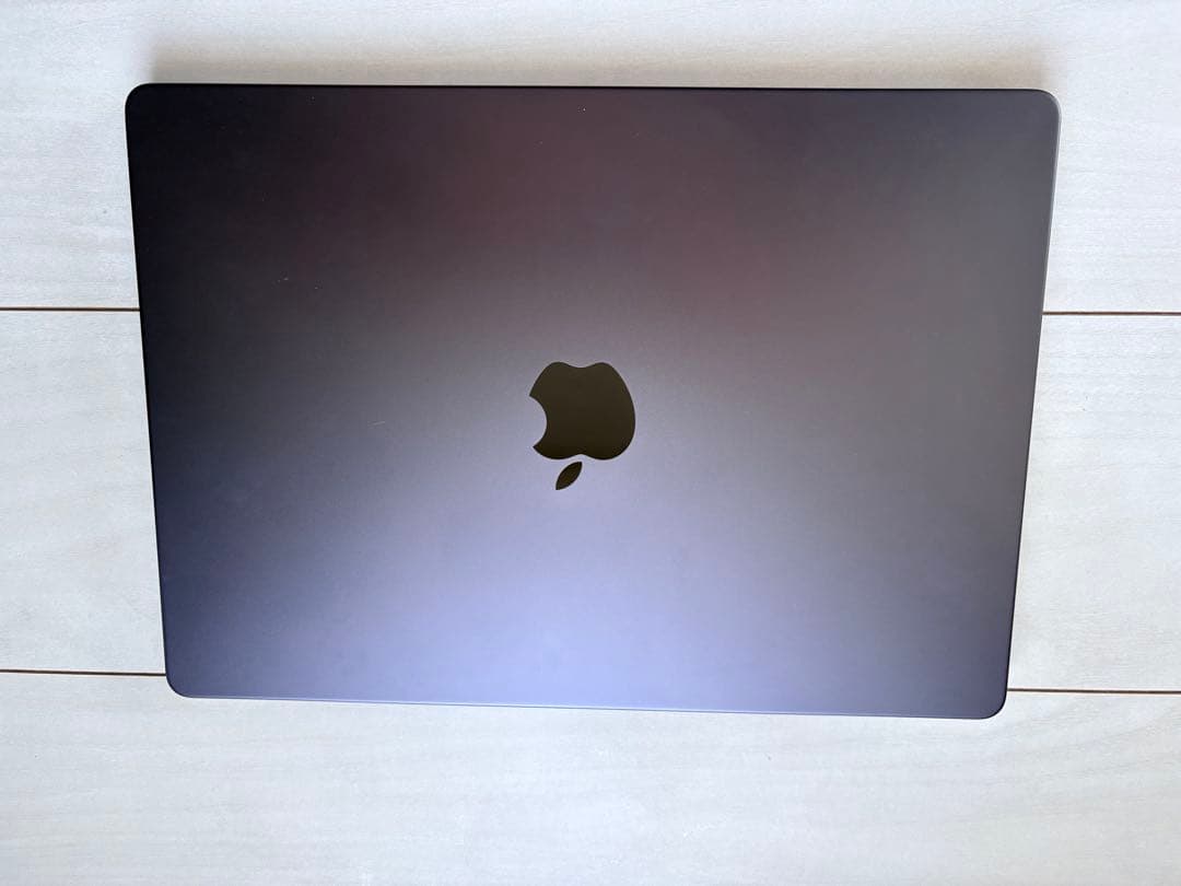 Apple MacBook Pro 14インチ M4 16GB SSD 1Tb