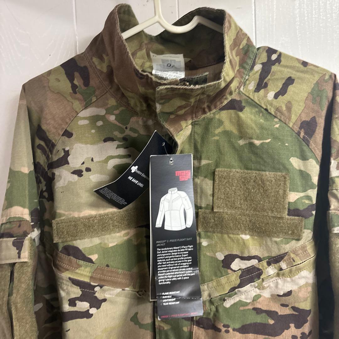 未使用品　米軍実物　MASSIF 2−PIECE FLIGHT SUIT JKT