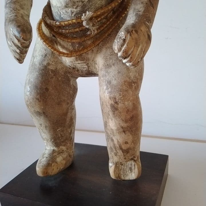 アフリカ　　木製人形型彫刻 ネックレス付き 　精霊　女性像