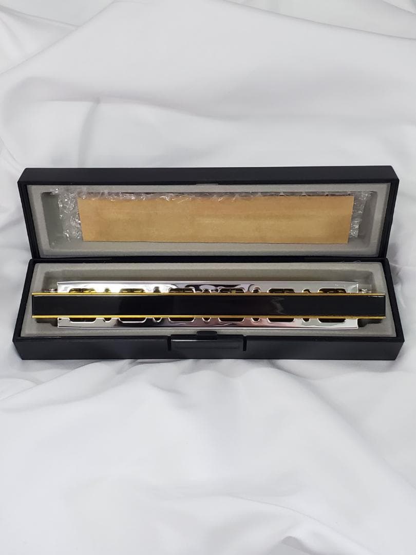 【新品】 TOMBO 複音ハーモニカ F調 特製トンボバンド 21穴 1521