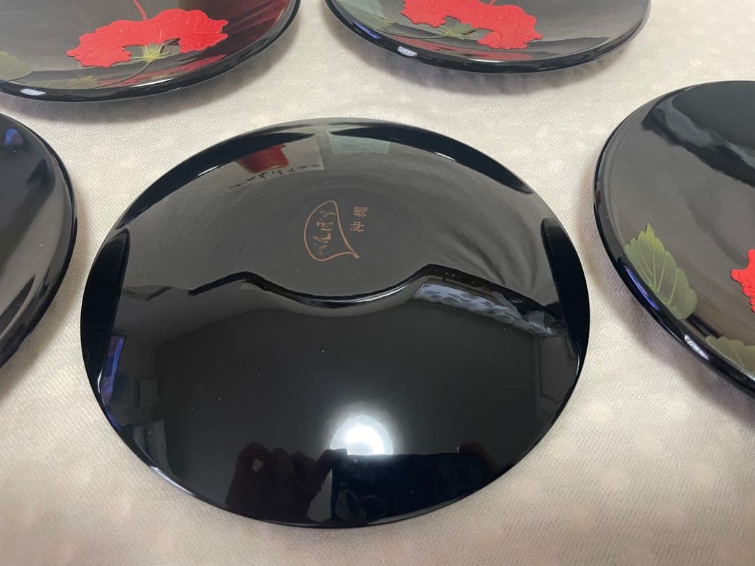 〈べんぼう〉沖縄漆器　大皿＆小皿セット