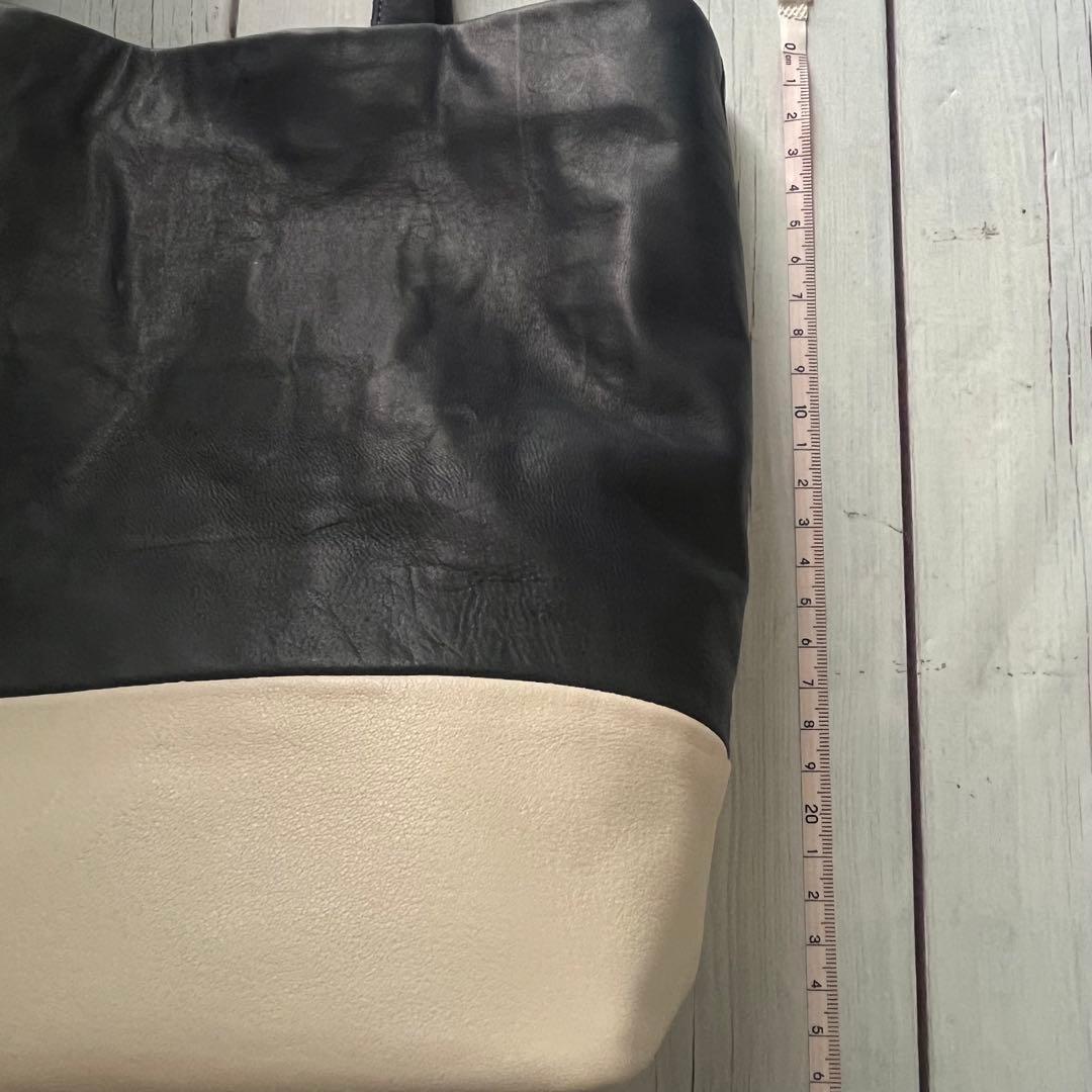 本革トートバッグ ネイビー×ホワイト　シンプル　男女兼用　手作り　ハンドメイド