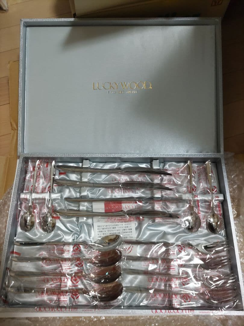 LUCKY WOOD カトラリーセット